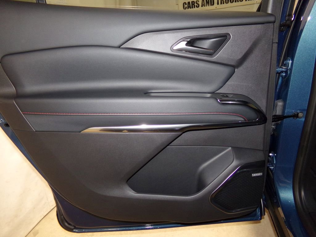 New 2026 Chevrolet Traverse Z71 w/ Enhanced Driving Package image 13