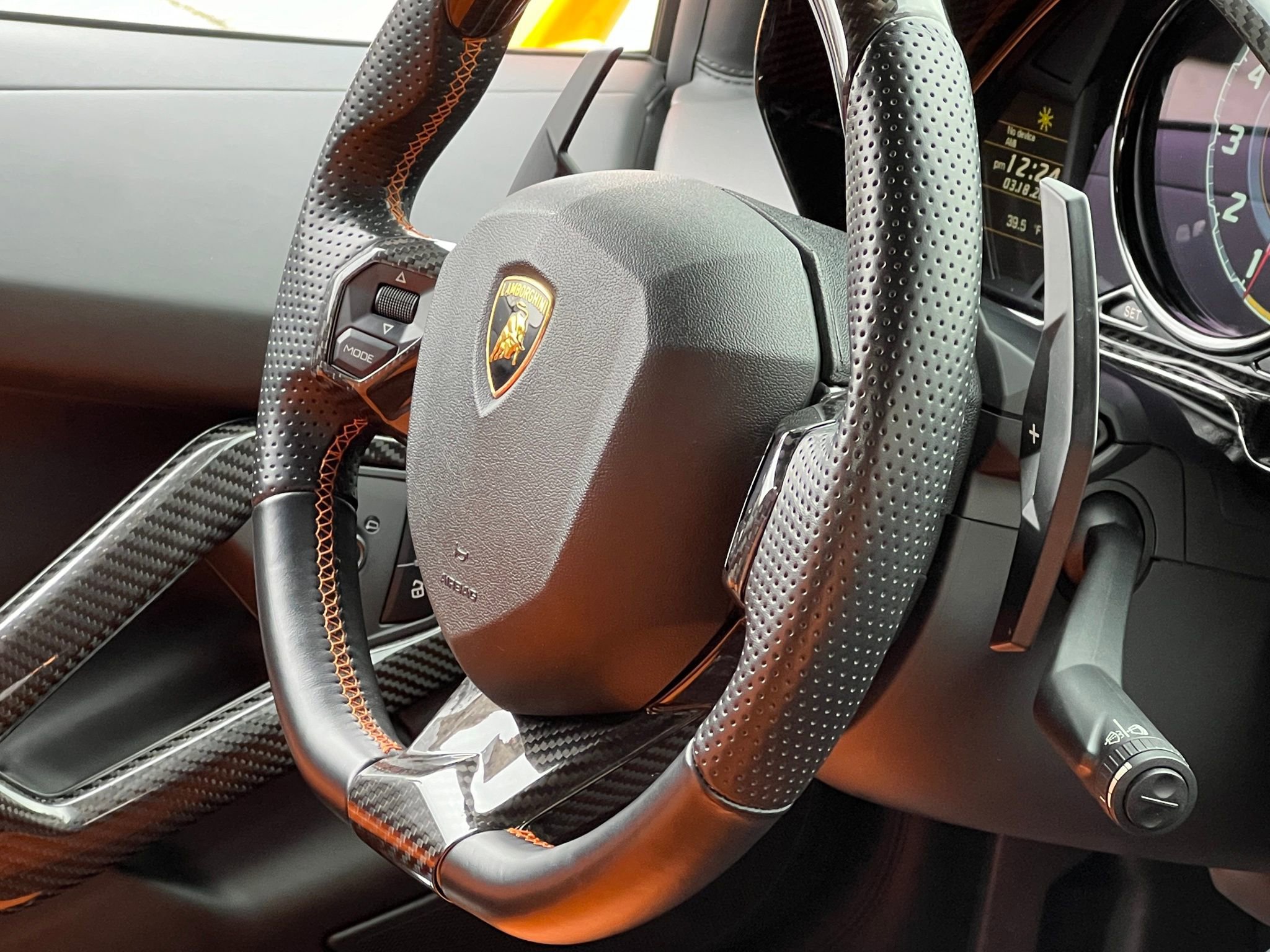 Used 2014 Lamborghini Aventador LP 700-4 image 37