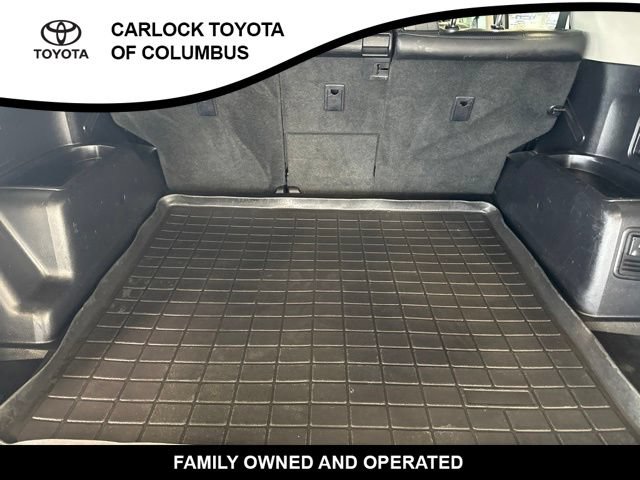 Used 2011 Toyota 4Runner SR5 w/ Premium Pkg w/Leather AWD/4WD image 16