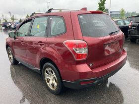 Used 2016 Subaru Forester 2.5i AWD/4WD image 7