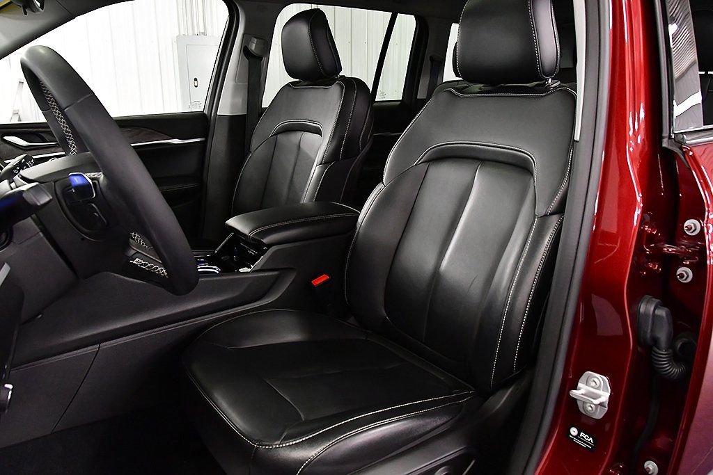 Used 2022 Jeep Grand Cherokee Limited 4xe image 24