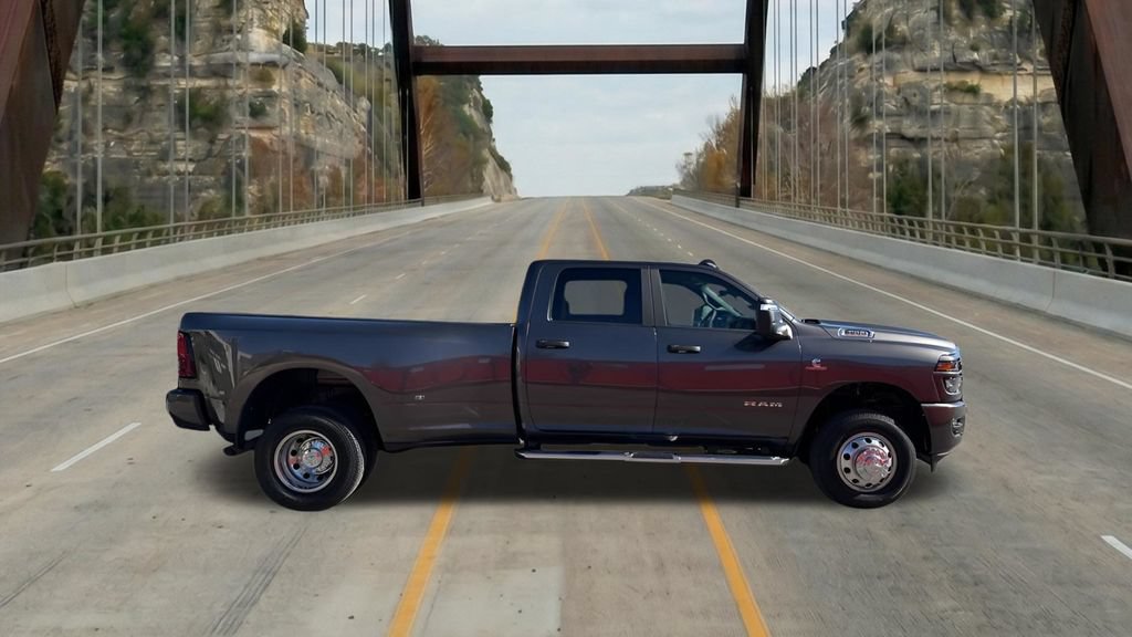 New 2026 RAM 3500 Lone Star AWD/4WD image 10