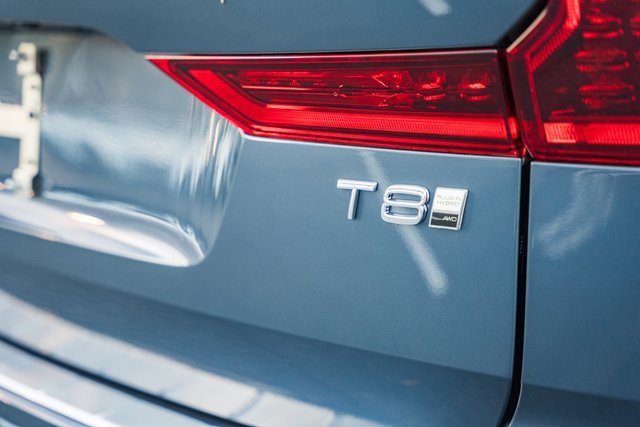 New 2026 Volvo XC60 T8 Plus w/ Protection Package Premier image 7
