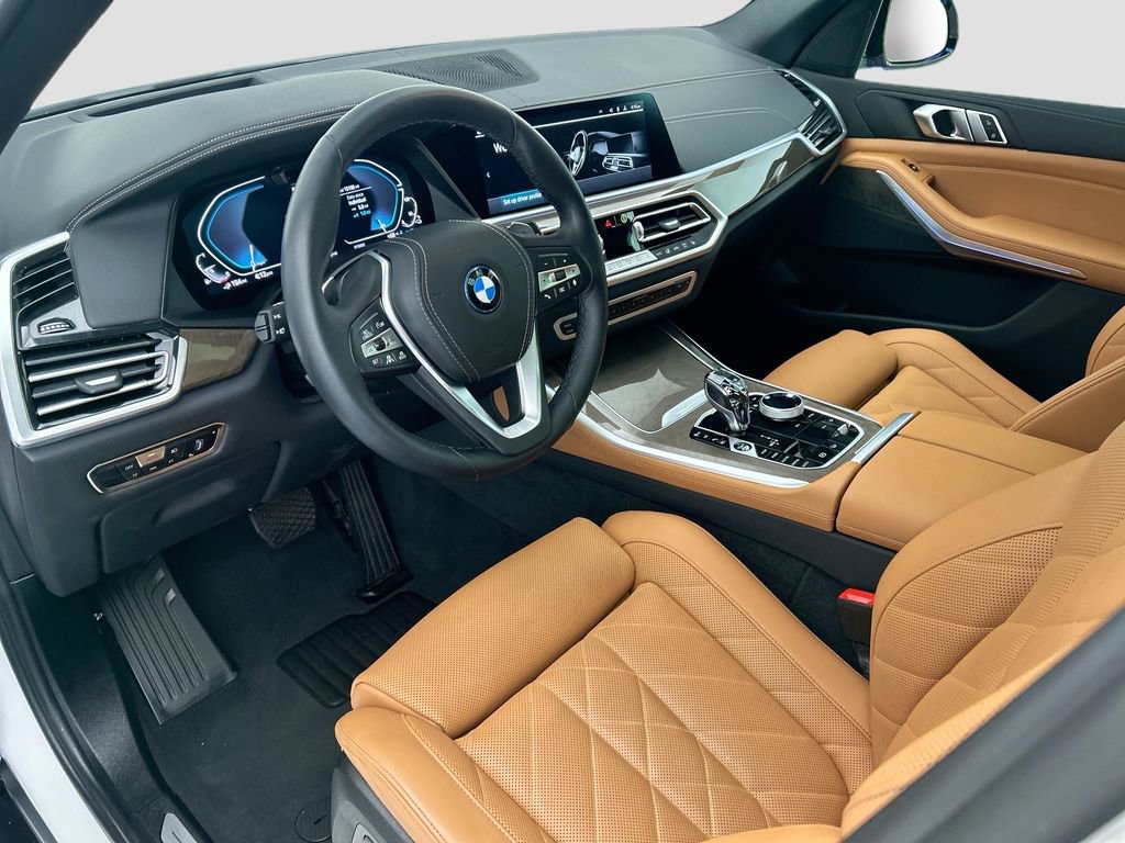 Used 2023 BMW X5 xDrive45e w/ Executive Package AWD/4WD image 9