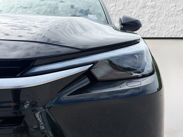 New 2026 Lexus TX 500h AWD image 9