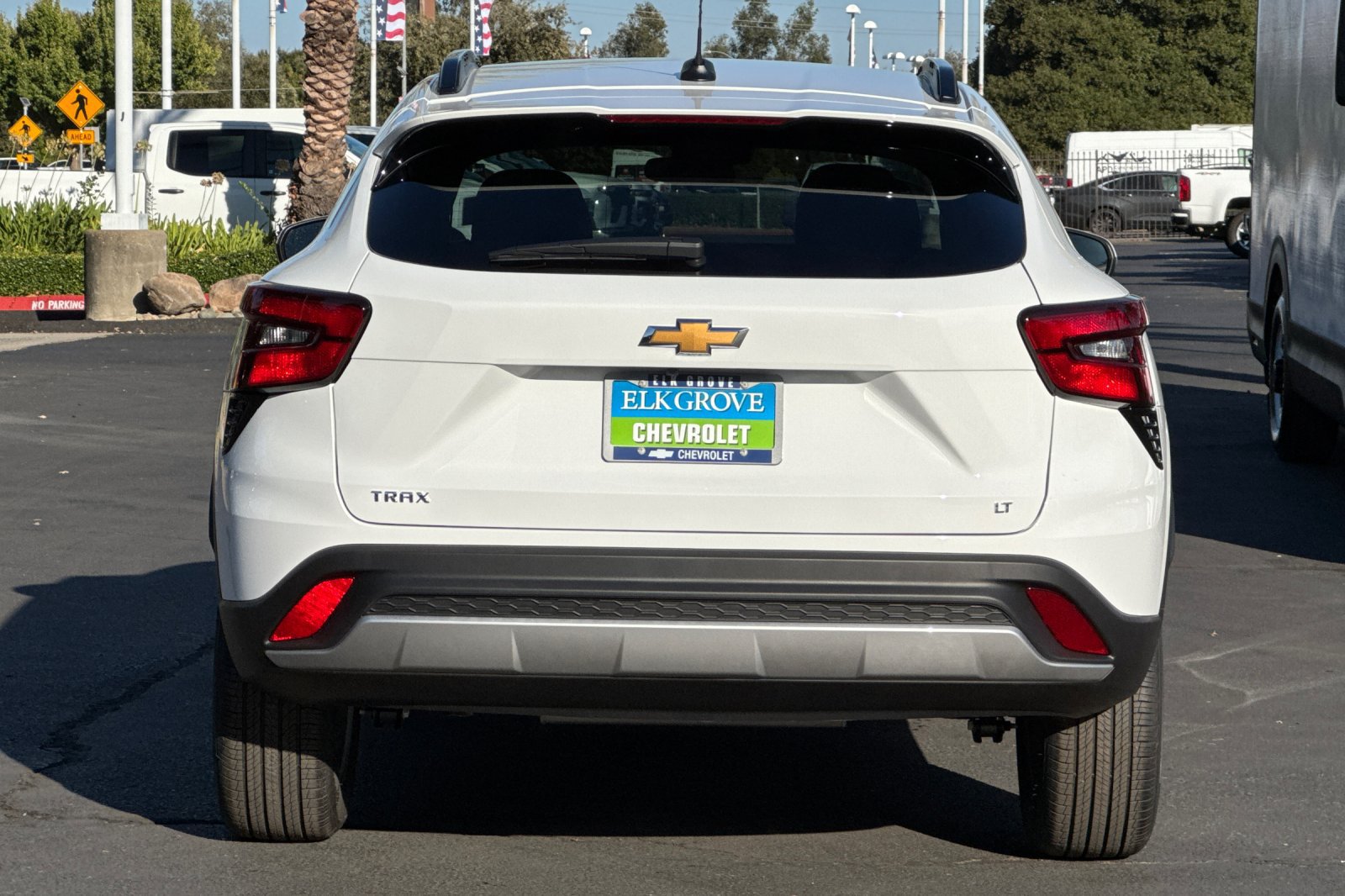 New 2026 Chevrolet Trax LT w/ LT Convenience Package FWD image 4