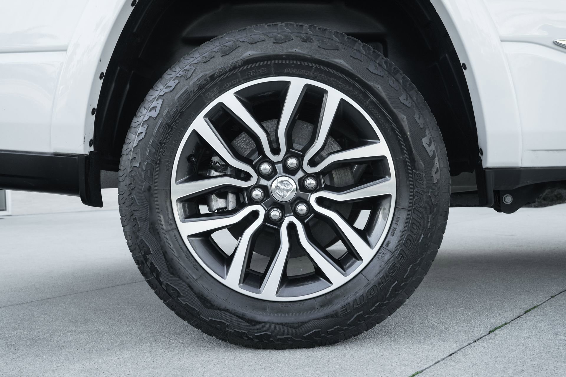 Used 2025 RAM 1500 Limited AWD/4WD image 30