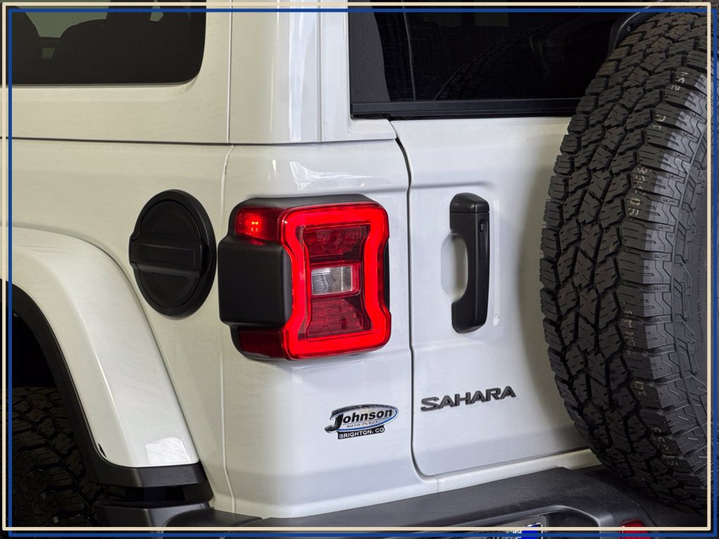 Certified 2025 Jeep Wrangler Unlimited Sahara AWD/4WD image 13