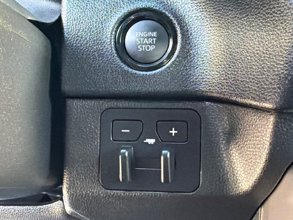 Used 2026 Toyota Tundra SR5 w/ SR5 Convenience Package AWD/4WD image 31