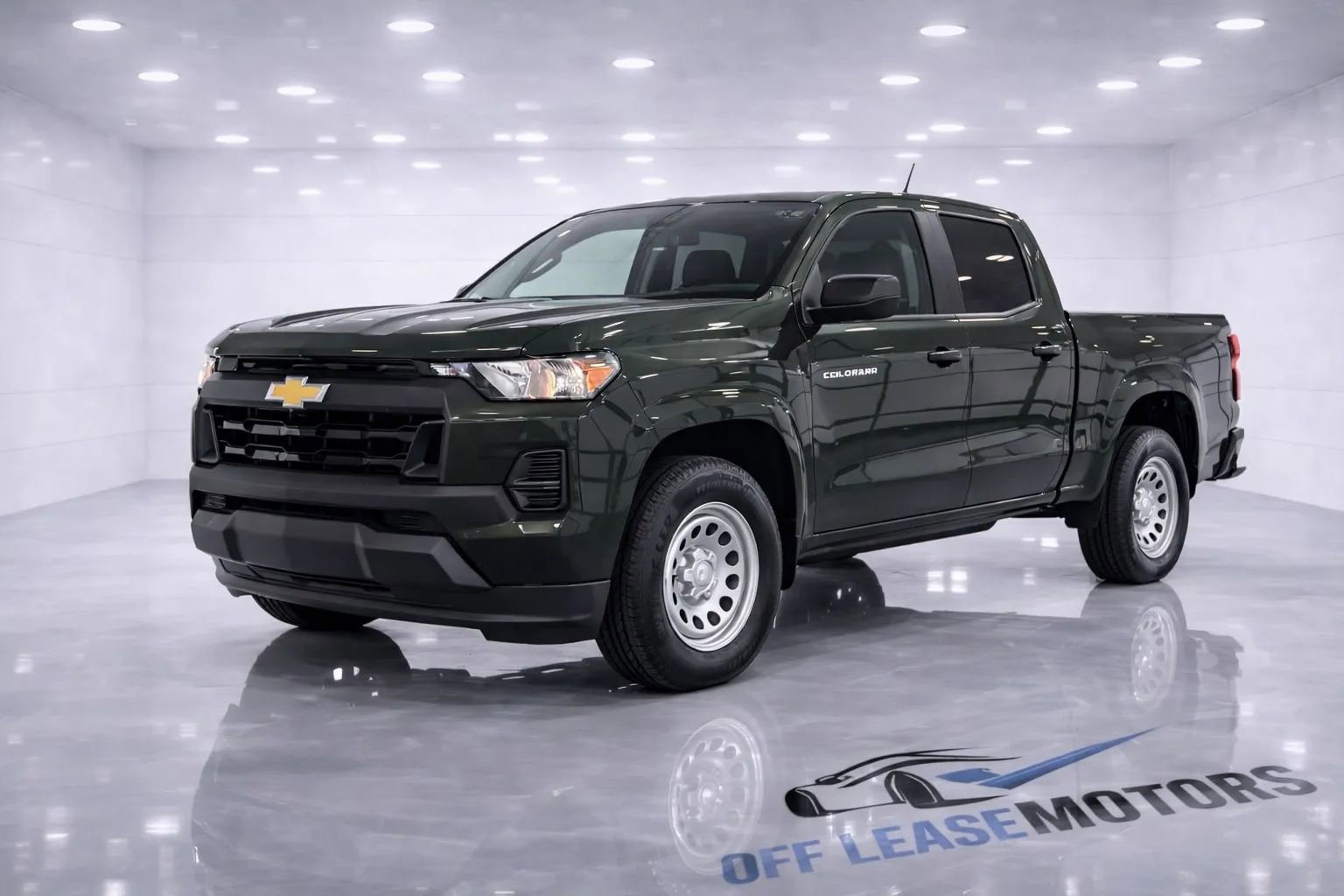 Used 2024 Chevrolet Colorado W/T image 1