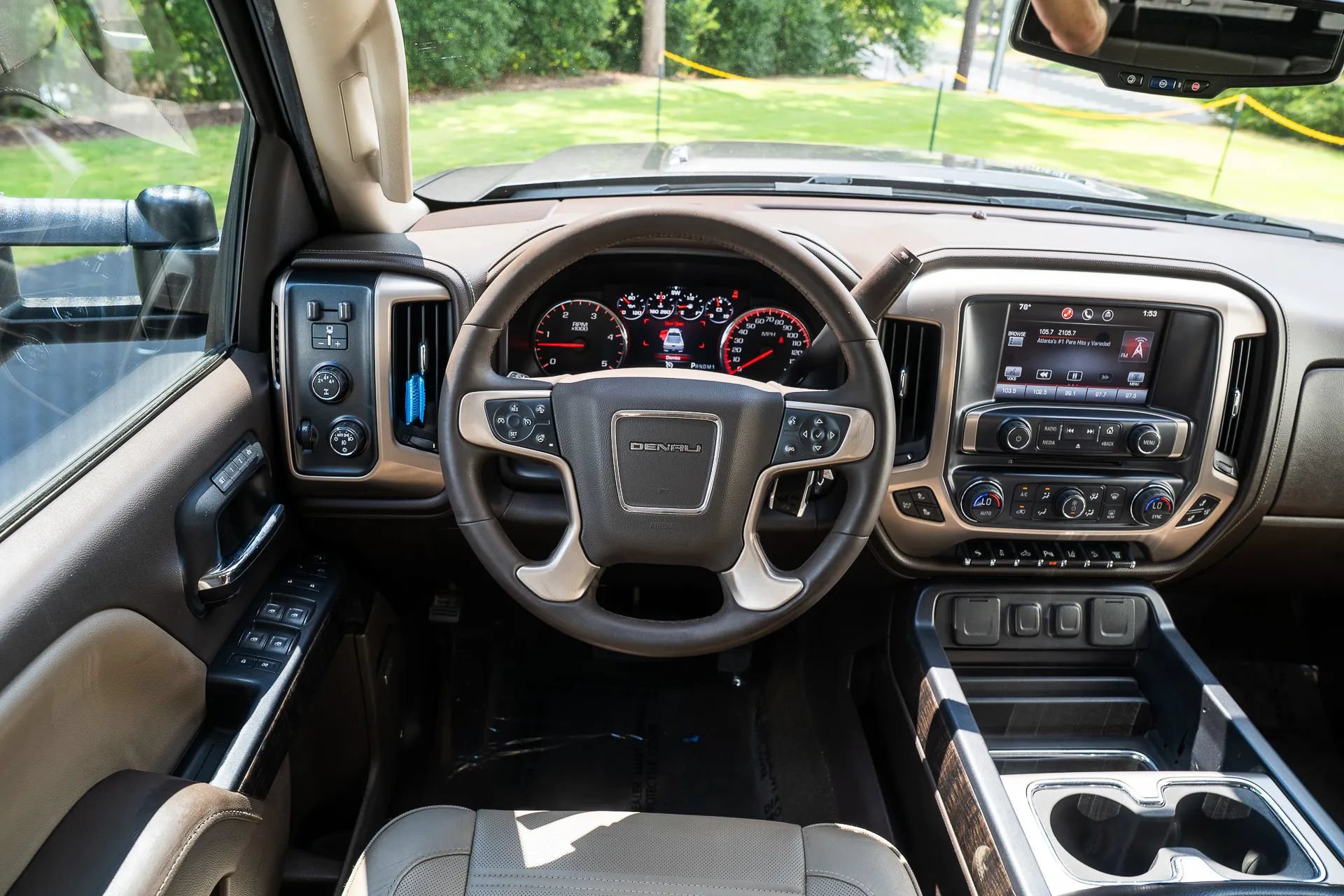 Used 2015 GMC Sierra 3500 Denali w/ Duramax Plus Package AWD/4WD image 30