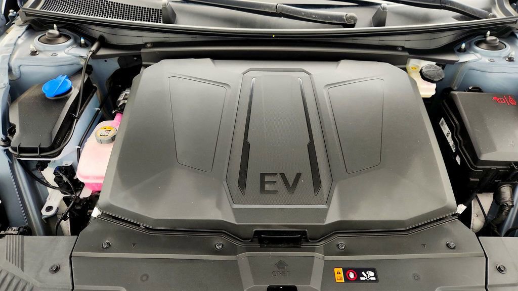 Used 2025 Hyundai Ioniq 5 SEL RWD image 26