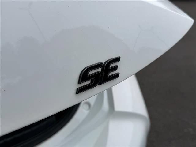 Used 2022 Toyota Corolla SE FWD image 23