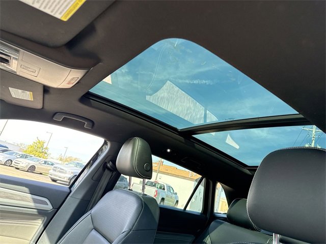 Used 2021 Volkswagen Atlas Cross Sport SE w/ Panoramic Sunroof Package image 21