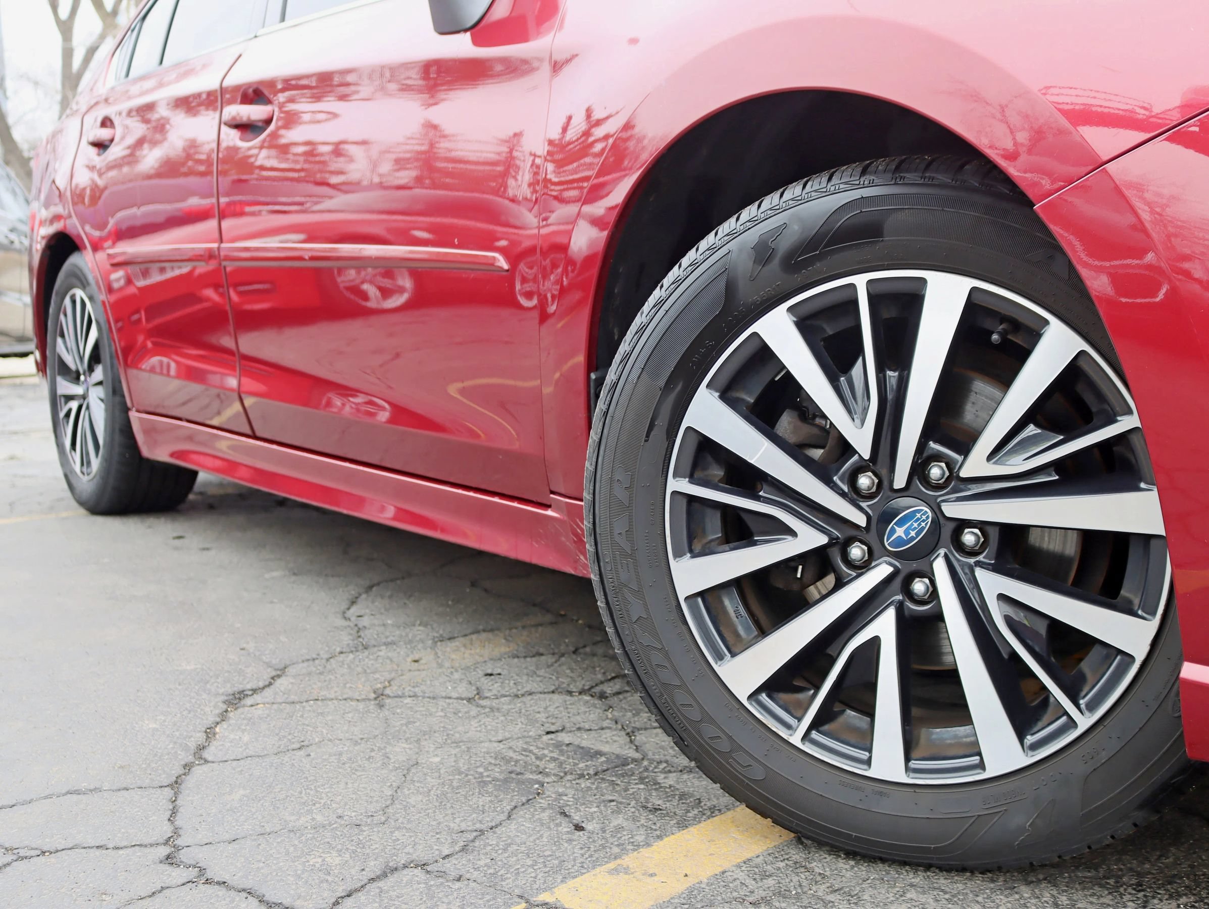 Used 2018 Subaru Legacy 2.5i Premium w/ Cargo Package AWD/4WD image 5