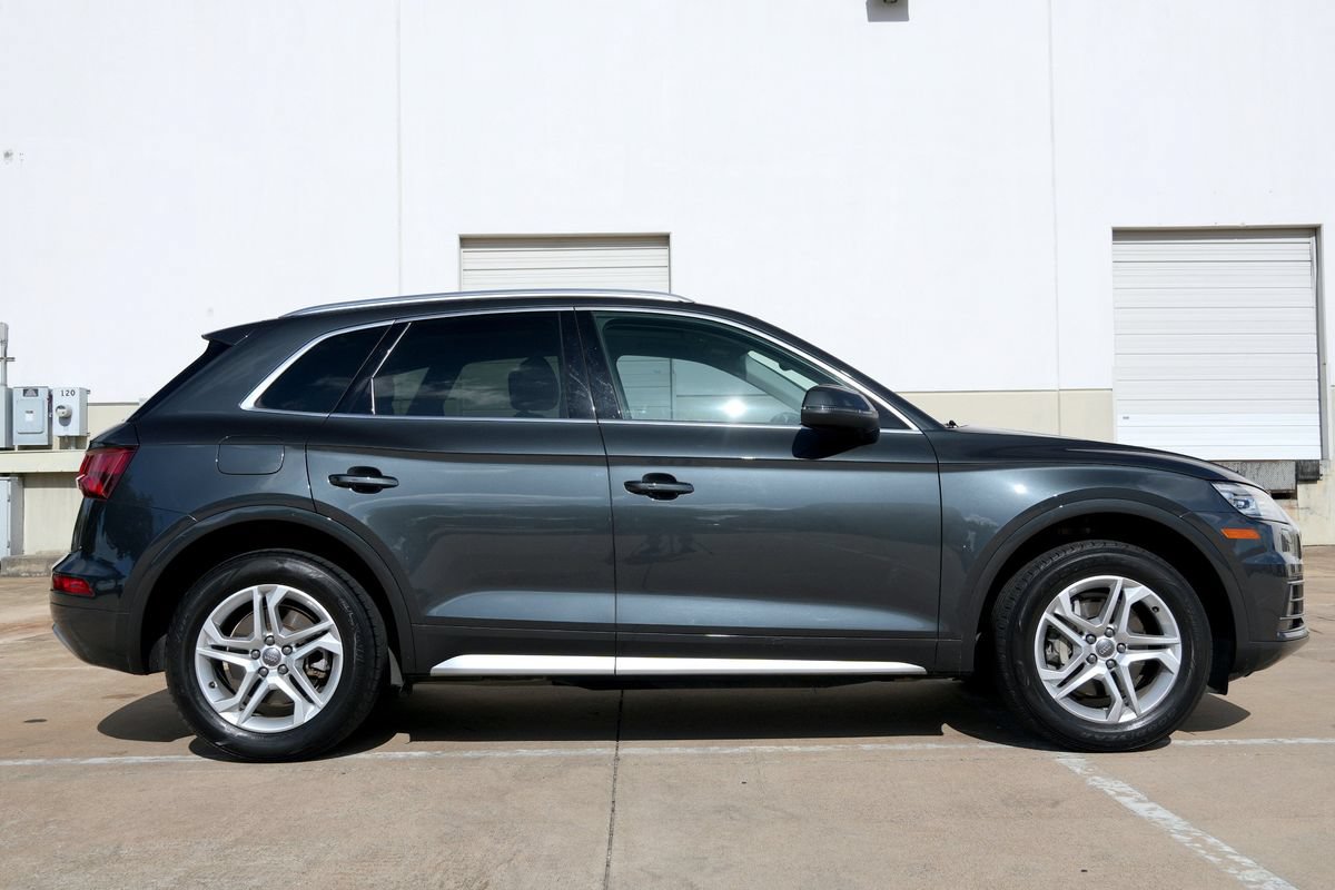 Used 2019 Audi Q5 2.0T Premium w/ Convenience Package AWD/4WD image 14