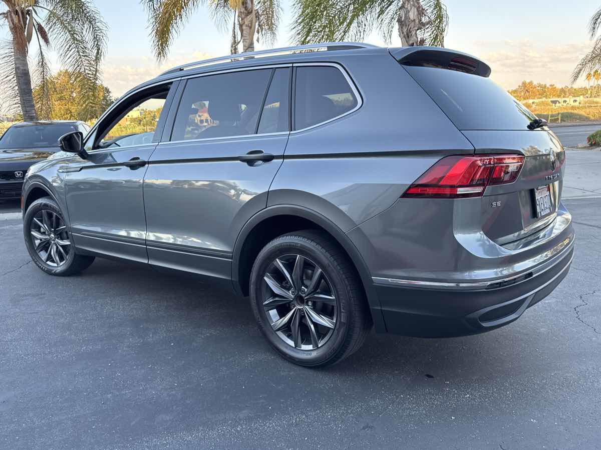 Used 2022 Volkswagen Tiguan SE image 6