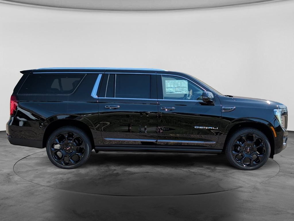 New 2026 GMC Yukon XL Denali Ultimate AWD/4WD image 10