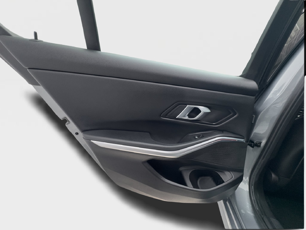 Used 2026 BMW 330i Sedan RWD image 28