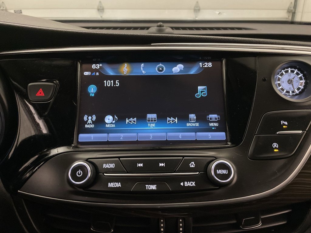 Used 2020 Buick Envision Essence image 7