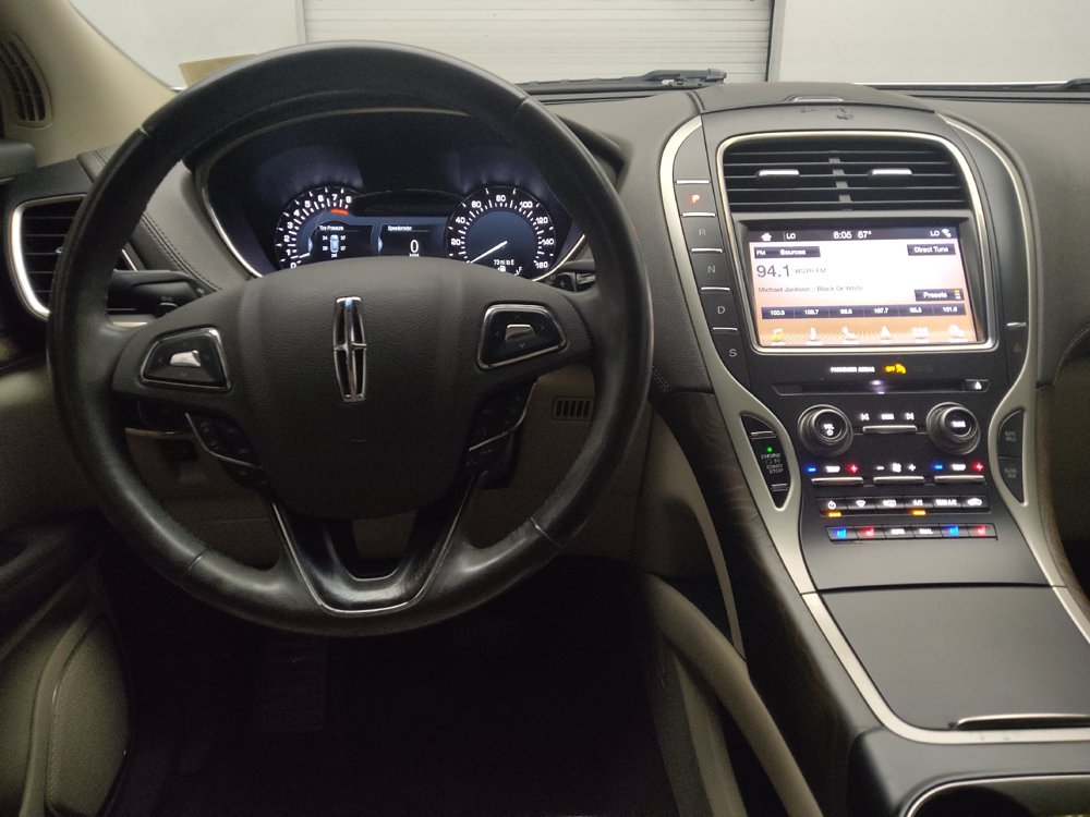 Used 2018 Lincoln MKX Reserve FWD image 22