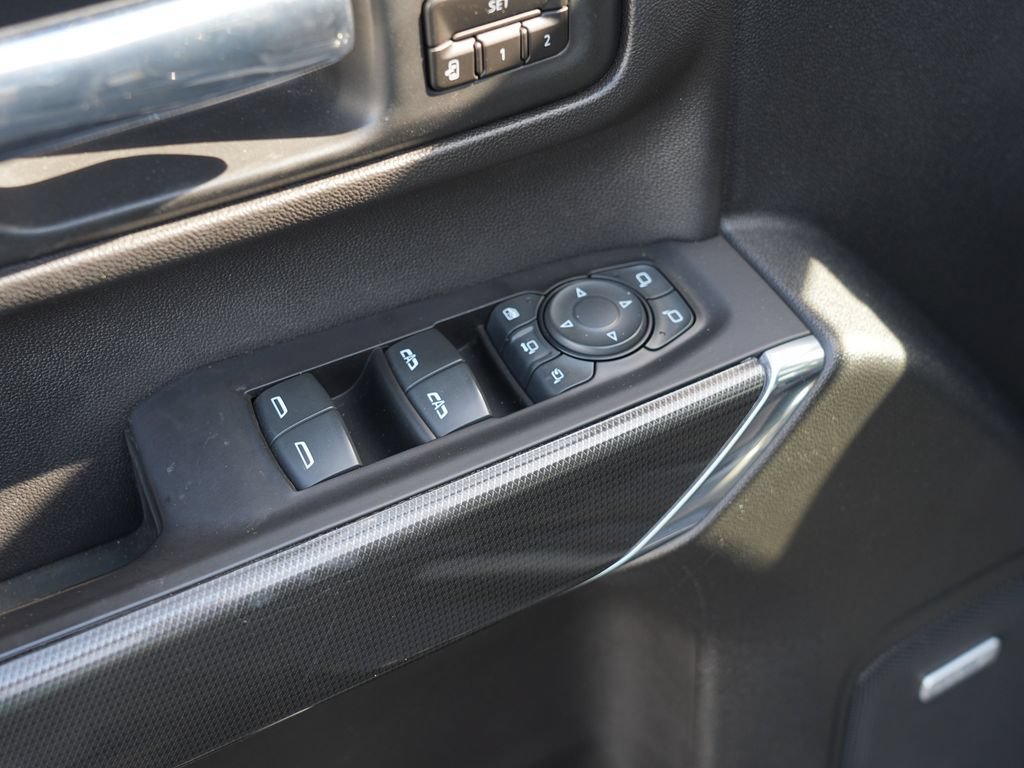 Used 2020 GMC Sierra 3500 AT4 w/ AT4 Premium Package AWD/4WD image 18