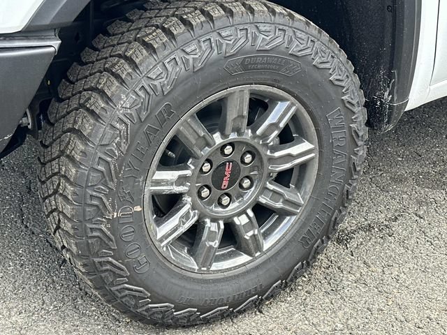 New 2026 GMC Sierra 1500 AT4X AWD/4WD image 8