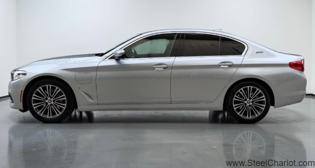 Used 2019 BMW 530e w/ Premium Package image 3