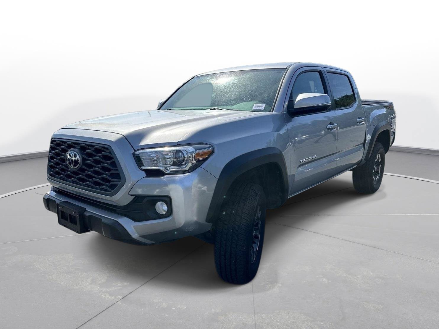 Used 2020 Toyota Tacoma TRD Off-Road w/ Technology Package AWD/4WD image 2