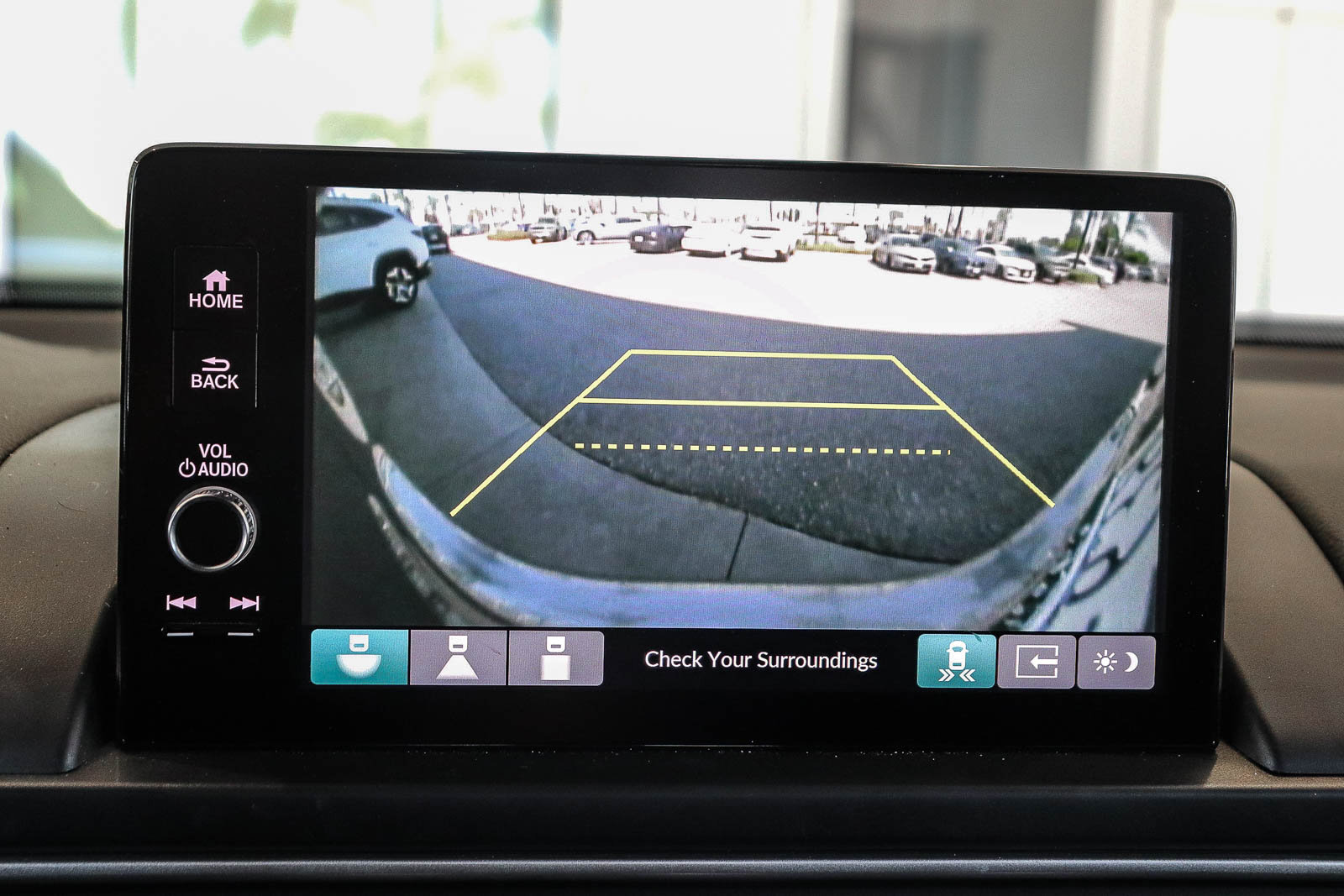 Certified 2025 Honda Pilot Touring image 29