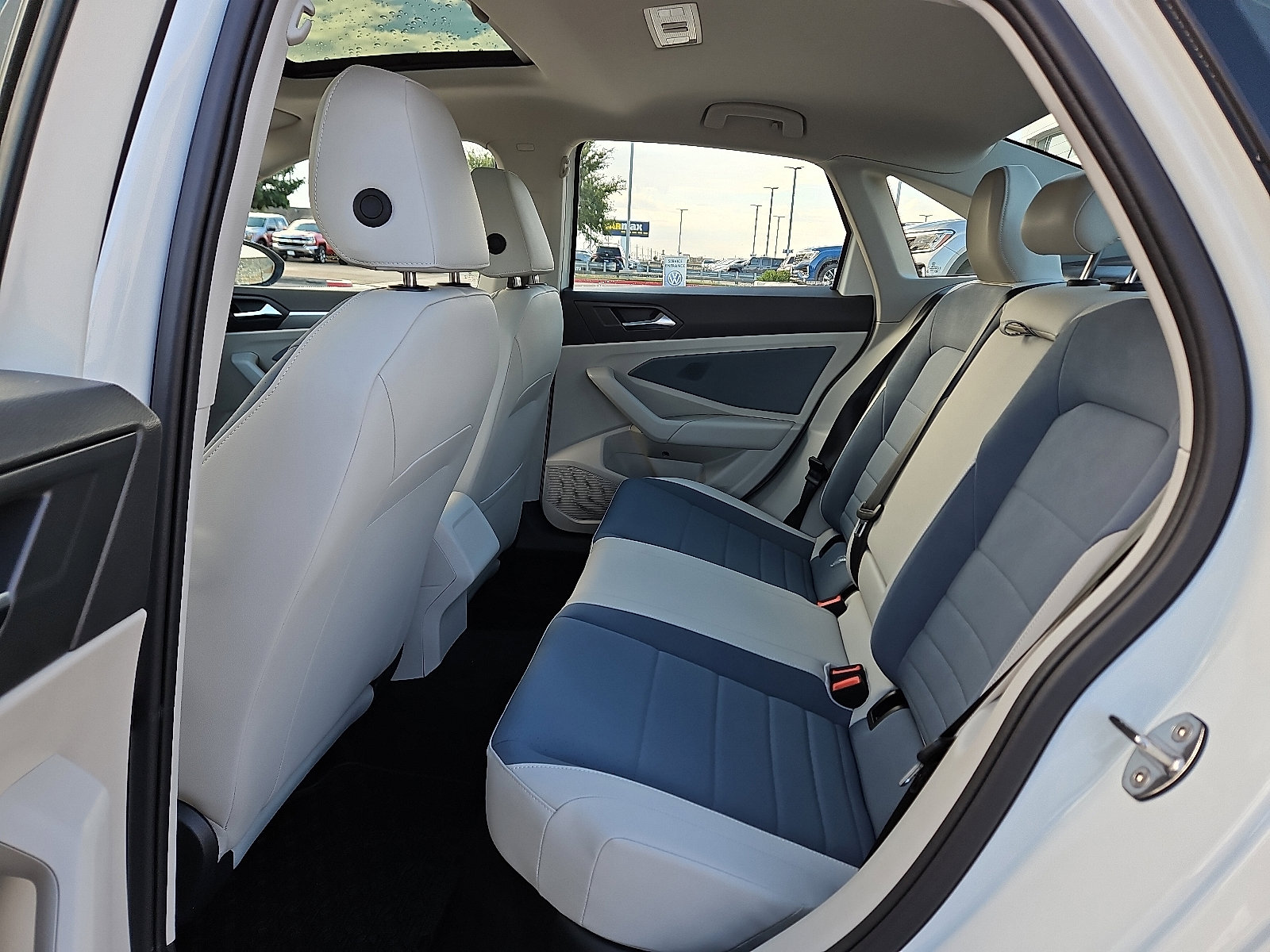 New 2026 Volkswagen Jetta SE image 9