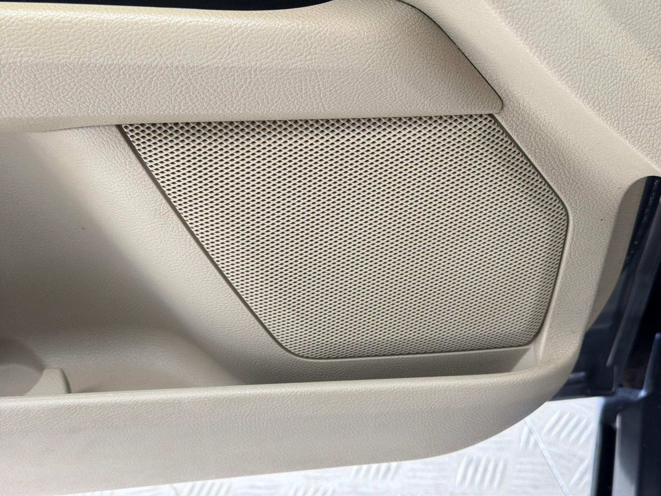 Used 2014 Ford Fusion SE image 22