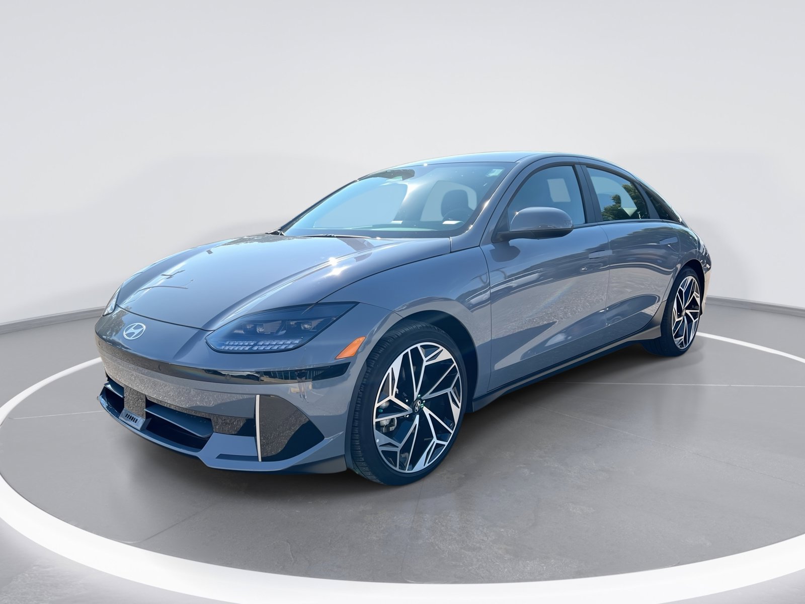 New 2023 Hyundai Ioniq 6 SEL w/ Cargo Package AWD/4WD image 1