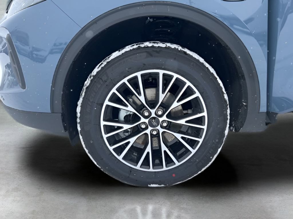 New 2026 Ford Escape Base w/ PHEV Premium Package image 38