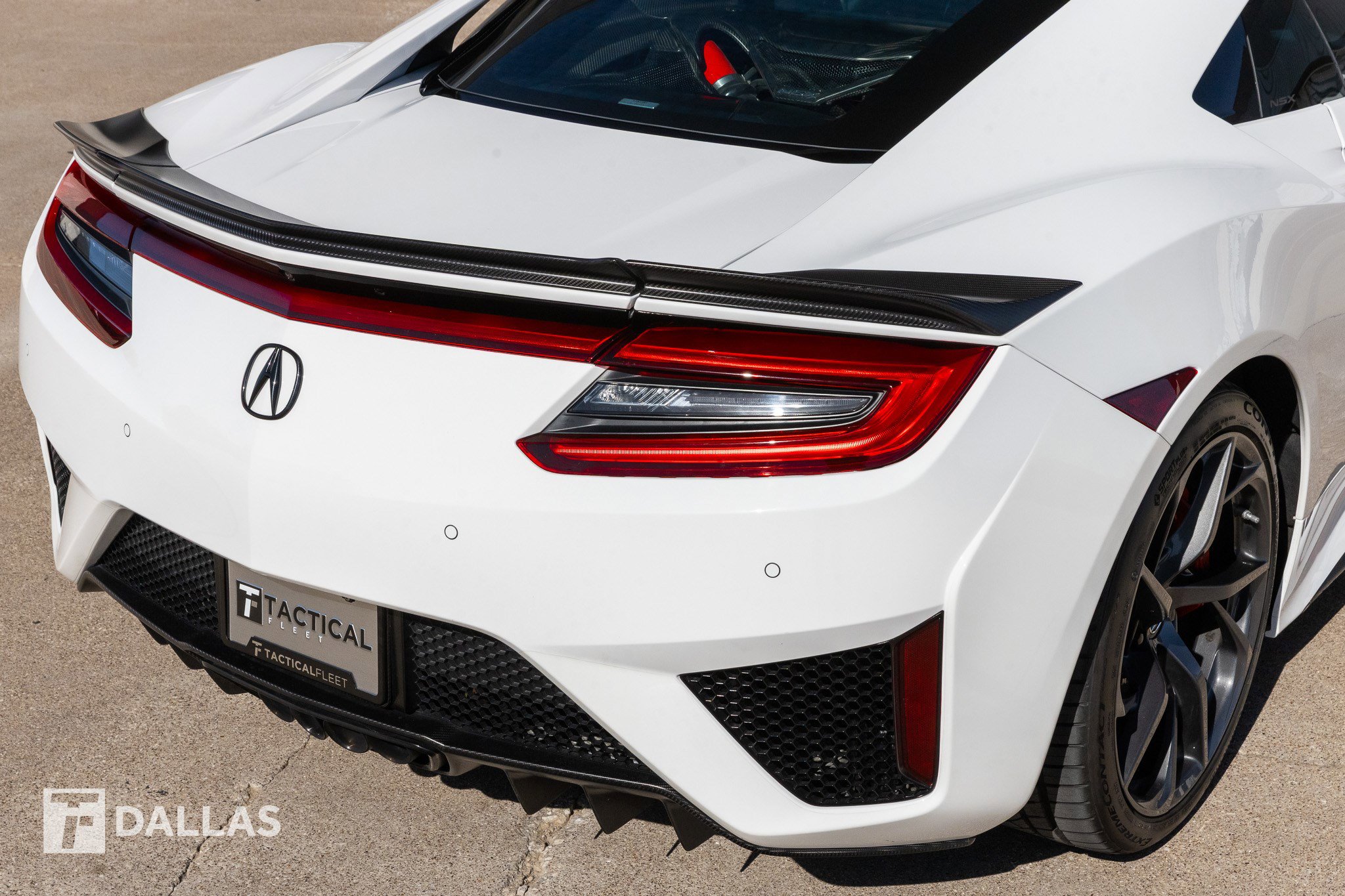 Used 2017 Acura NSX image 17