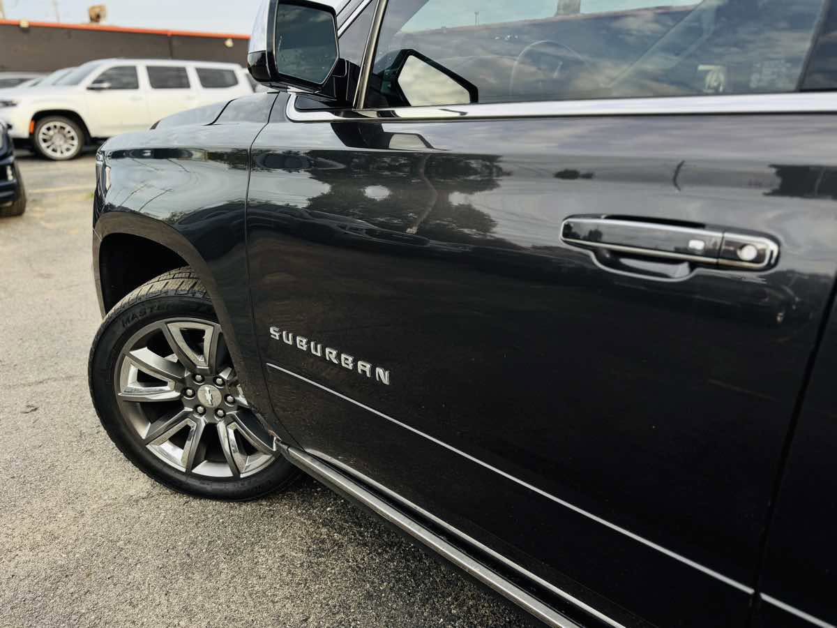 Used 2015 Chevrolet Suburban LTZ AWD/4WD image 10