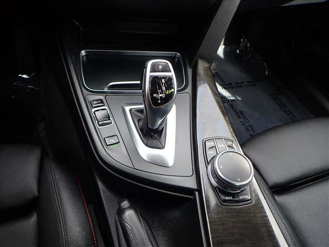 Used 2017 BMW 330i xDrive 330i xDrive image 19