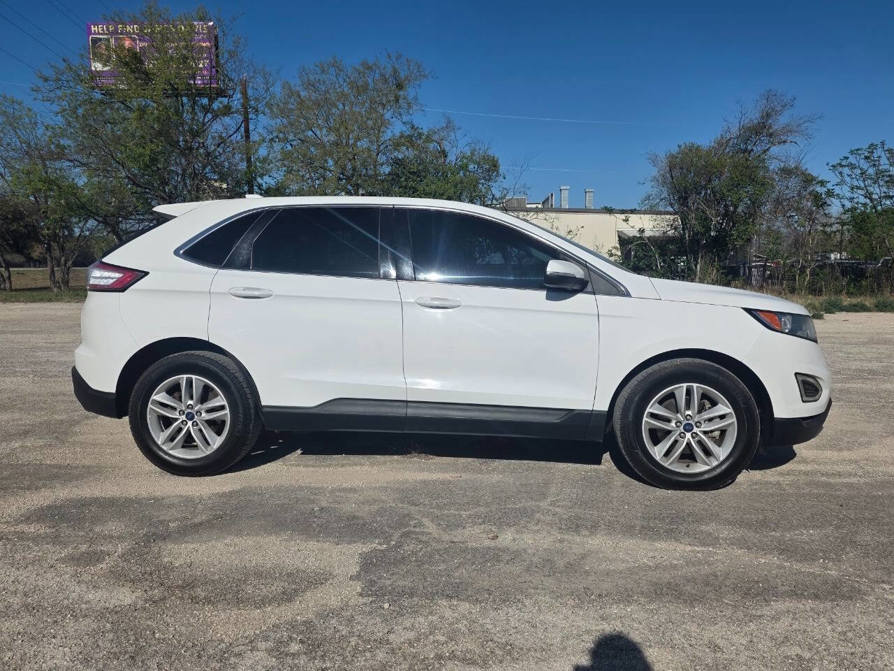 Used 2018 Ford Edge SEL image 5