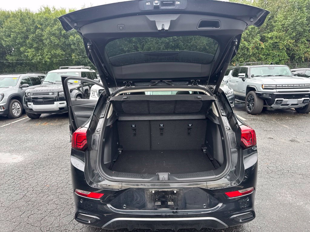 Certified 2025 Buick Encore GX Sport Touring w/ Experience Buick Package AWD/4WD image 20