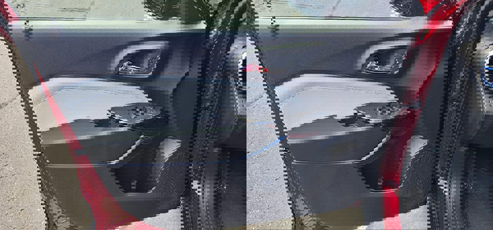 Used 2024 Chevrolet Trax LT w/ Driver Confidence Package image 7