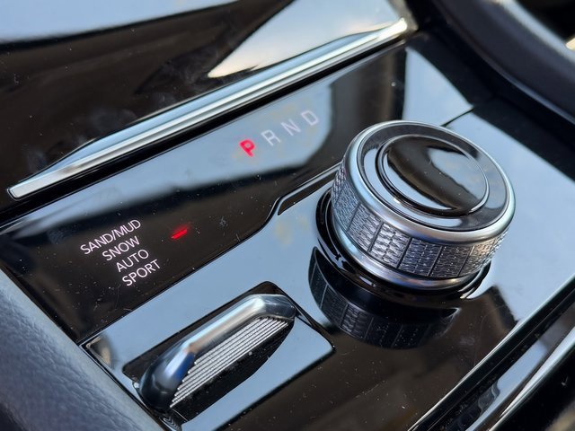 Used 2021 Jeep Grand Cherokee L Limited w/ Luxury Tech Group II image 14