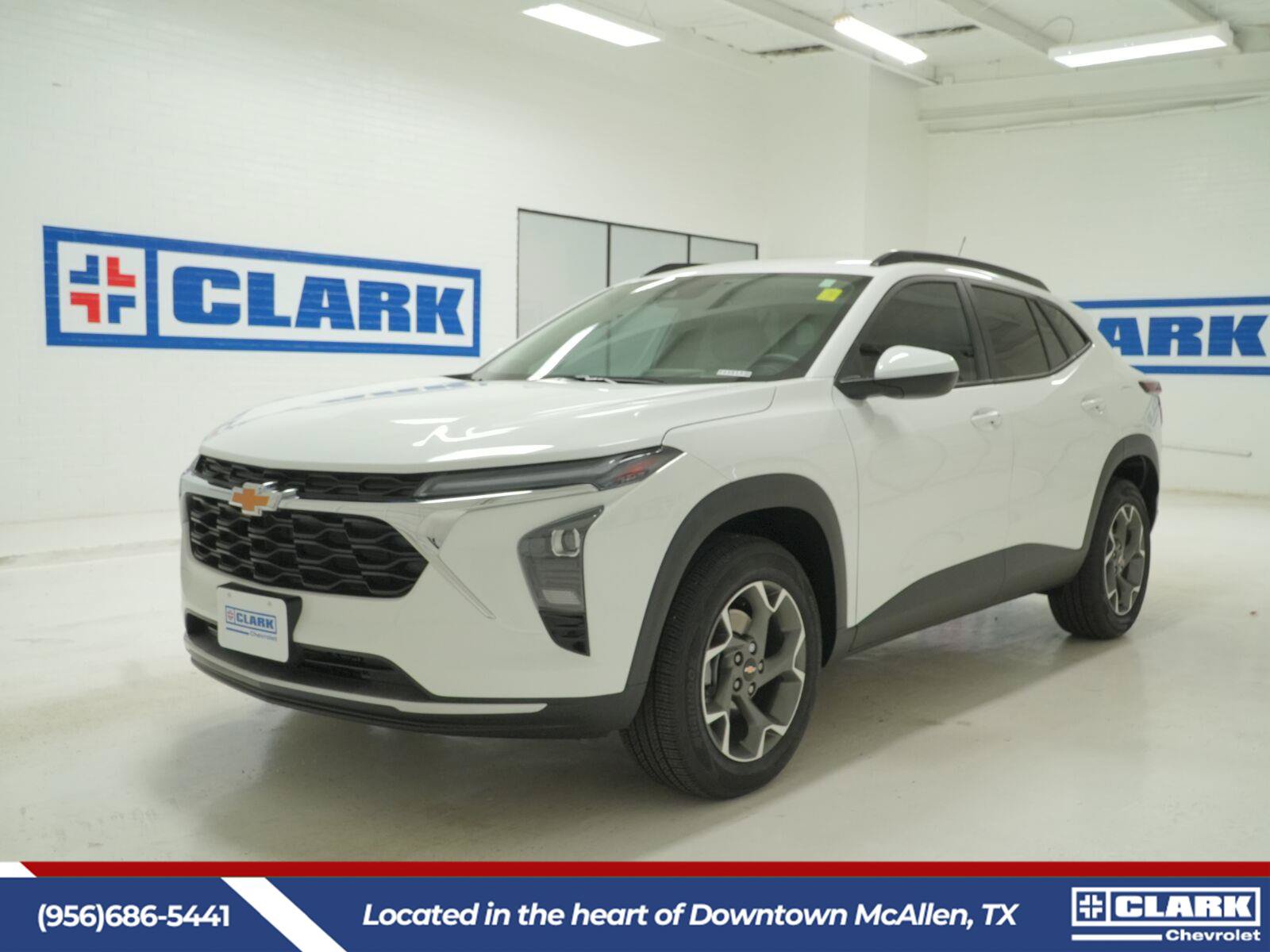 Used 2026 Chevrolet Trax LT w/ Driver Confidence Package FWD image 1