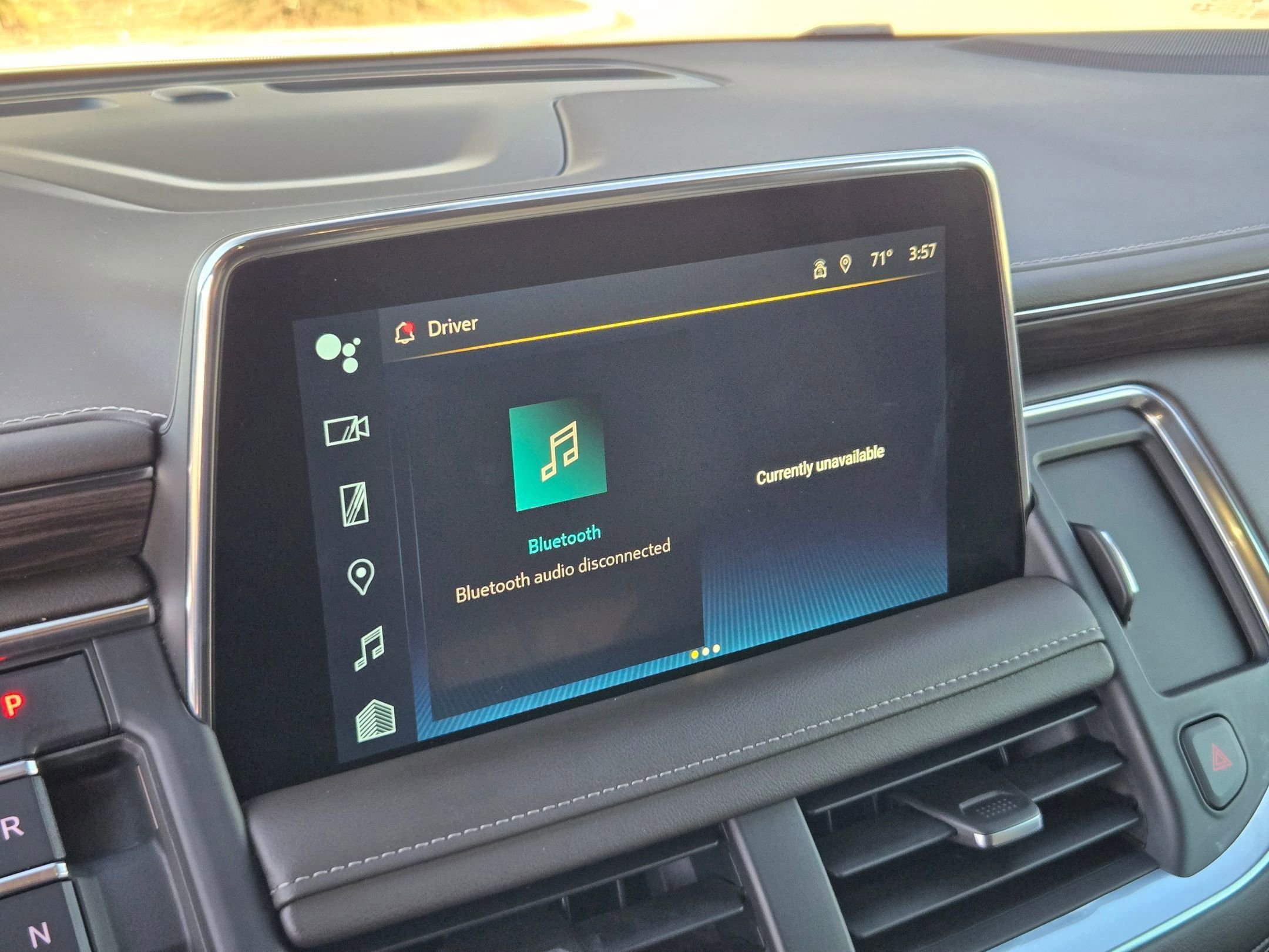 Used 2022 Chevrolet Tahoe Z71 w/ Z71 Off-Road Package image 16