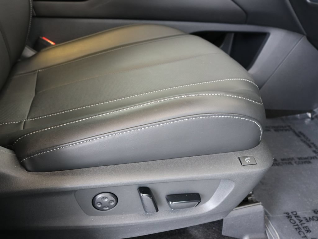 Certified 2025 INFINITI QX60 Sensory w/ Vision Package AWD/4WD image 48
