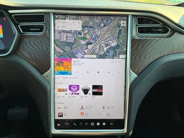 Used 2018 Tesla Model X 100D AWD/4WD image 30