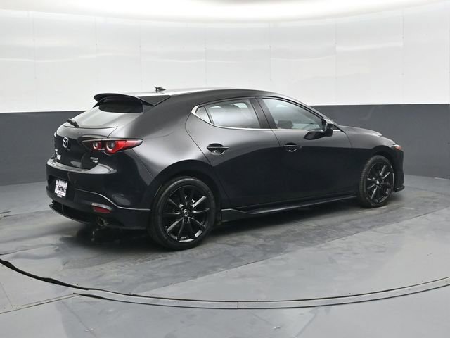 Used 2024 MAZDA MAZDA3 Hatchback w/ Appearance Package image 4