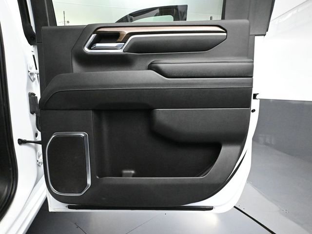 Used 2024 Chevrolet Silverado 3500 LT image 44