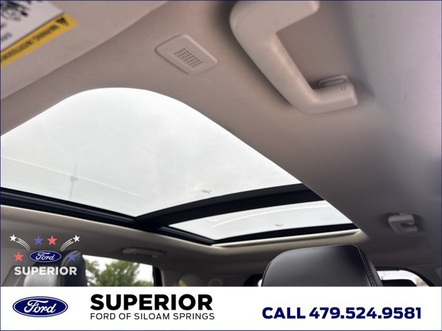 Used 2024 Ford Edge Titanium w/ Equipment Group 301A AWD/4WD image 18