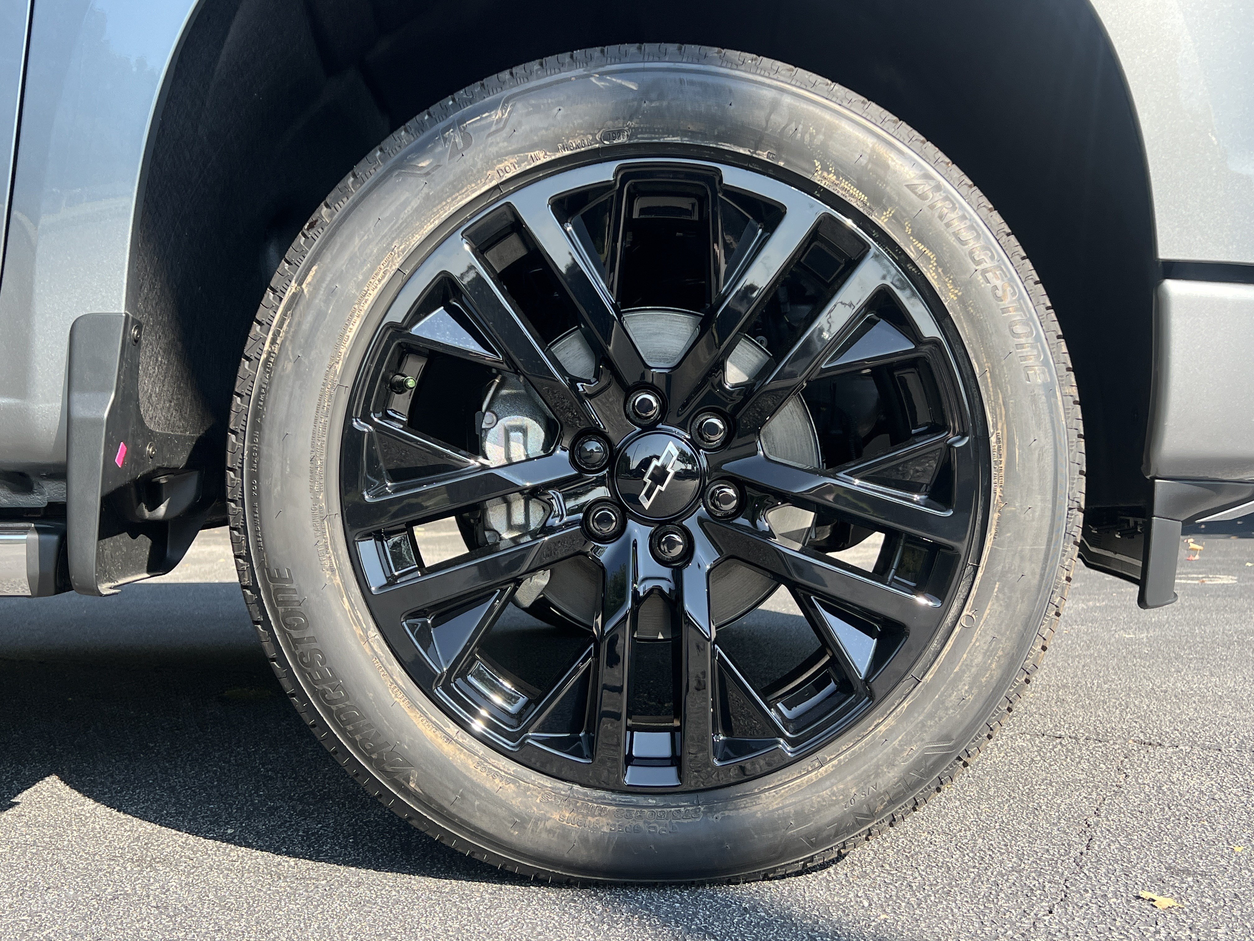 New 2026 Chevrolet Silverado 1500 High Country AWD/4WD image 13