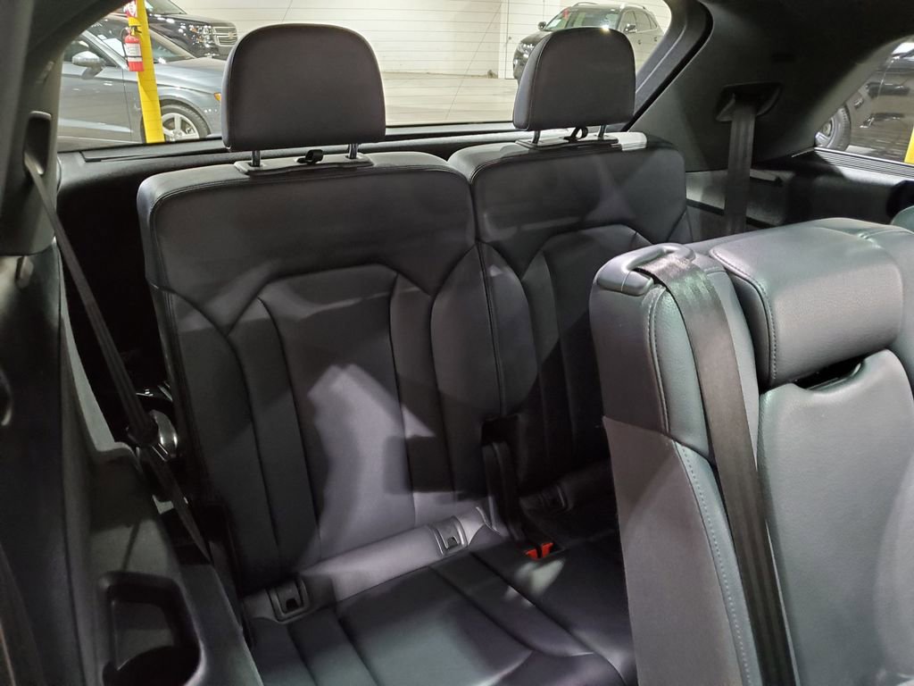 Used 2018 Audi Q7 3.0T Prestige w/ Prestige Package image 26